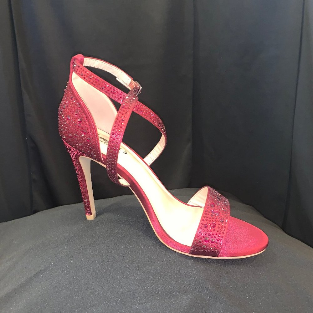 Burgundy Jeweled Pump